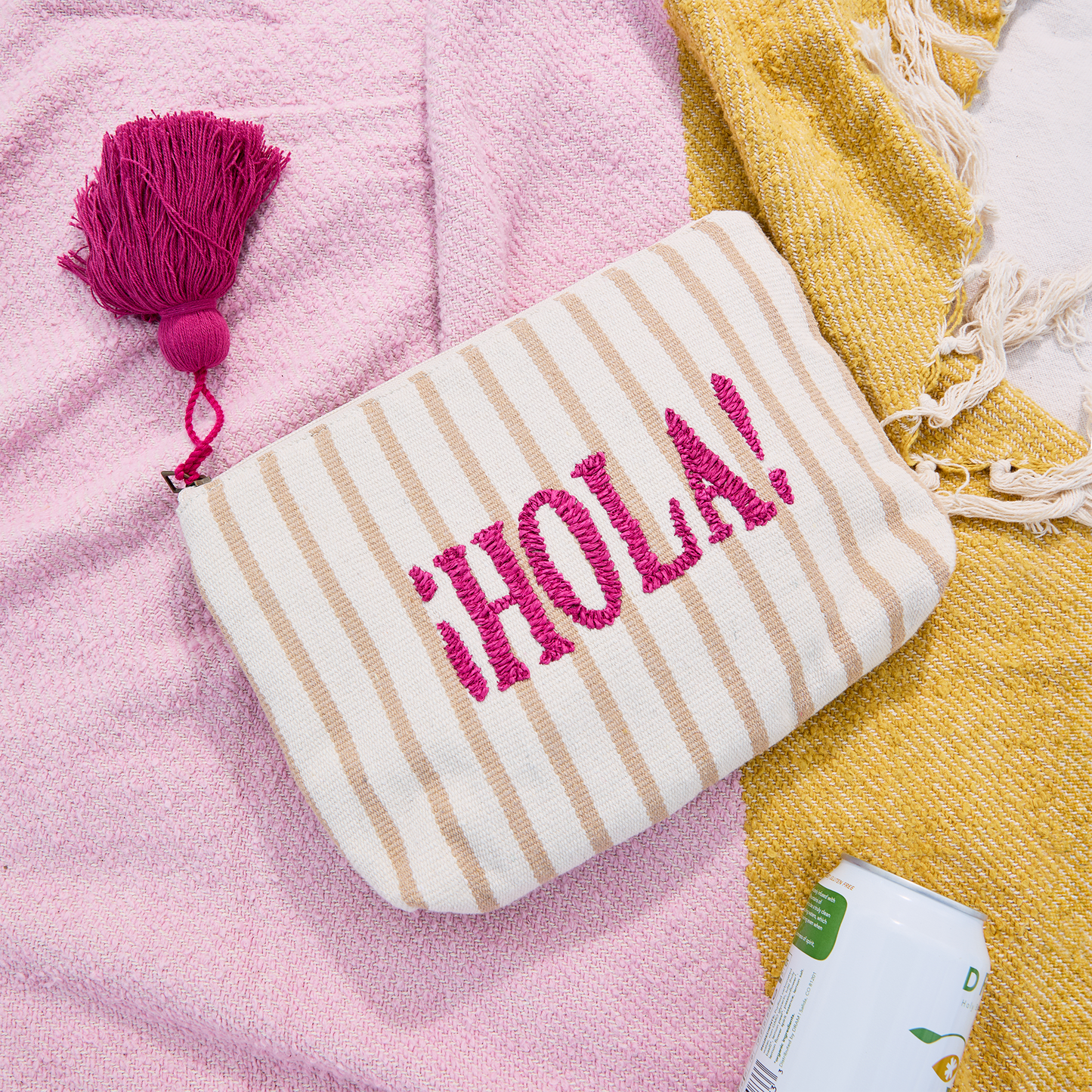 HOLA! Pouch